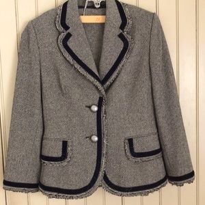 Classic Velvet trim suit